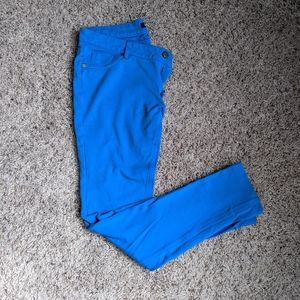 Blue jeggings